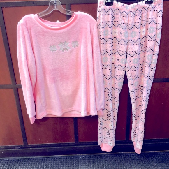 Women’s Poly Long Sleeve Two Piece Set - Picture 1 of 5